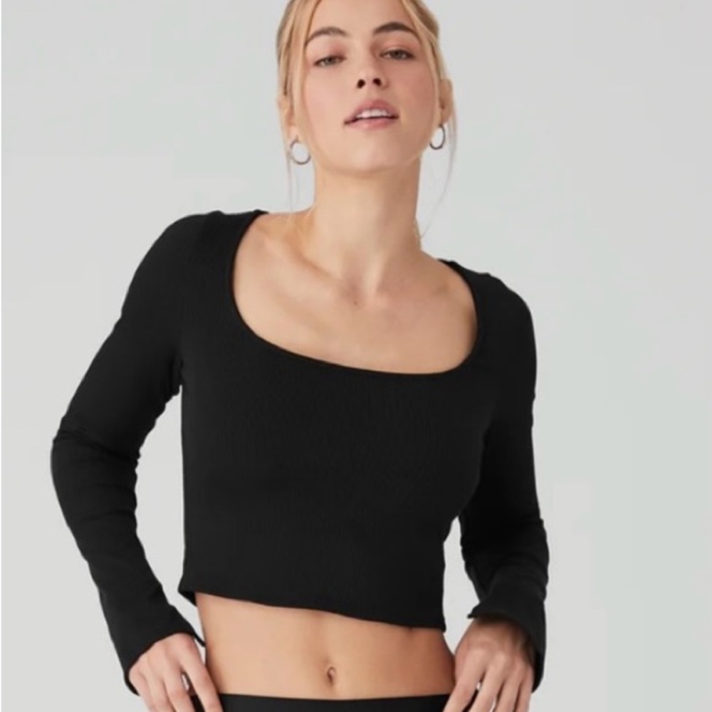 Alo yoga long sleeve